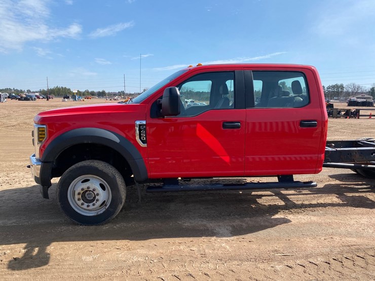 2018-ford-f450-image-12