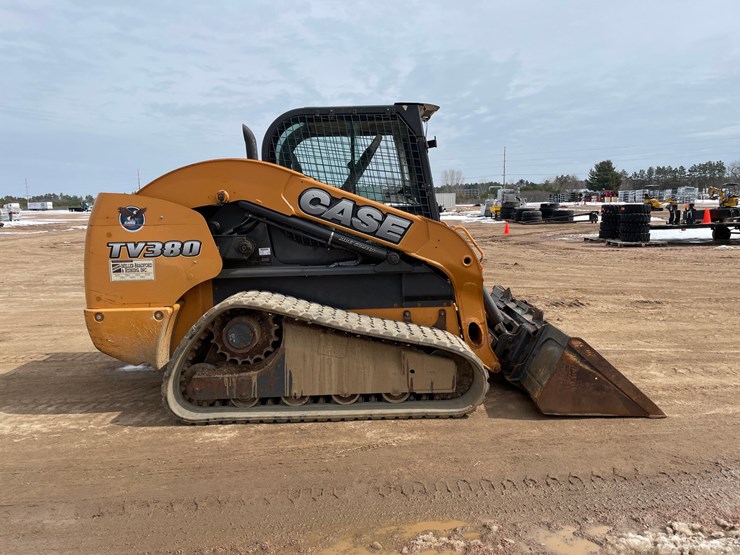 2012-case-tv380-image-6