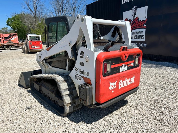 2019-bobcat-t595-image-2
