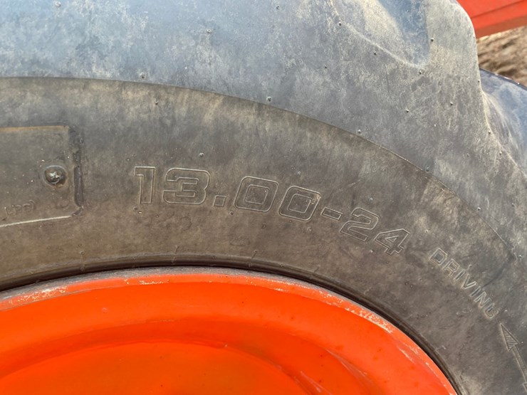 #1306-•-2018-skyjack-8,000lb-telehandler-image-23