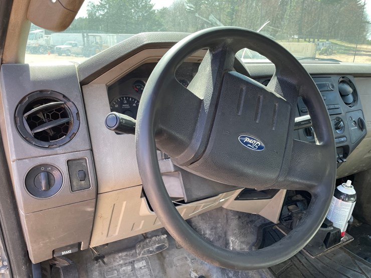 2009-ford-f350-xl-image-44