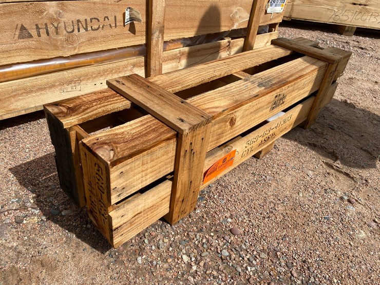 komatsu-hd465-image-1