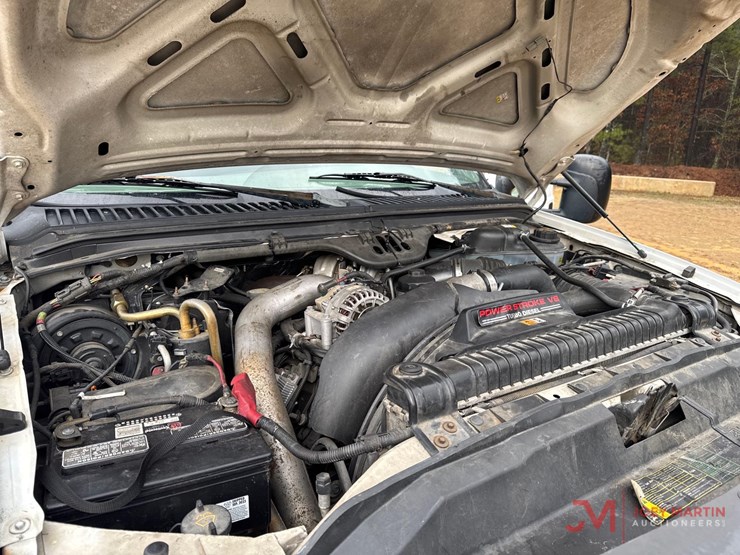 2005-ford-f550-xl-image-13