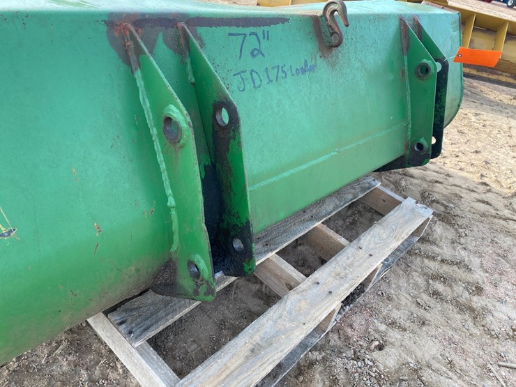 john-deere-72-image-7