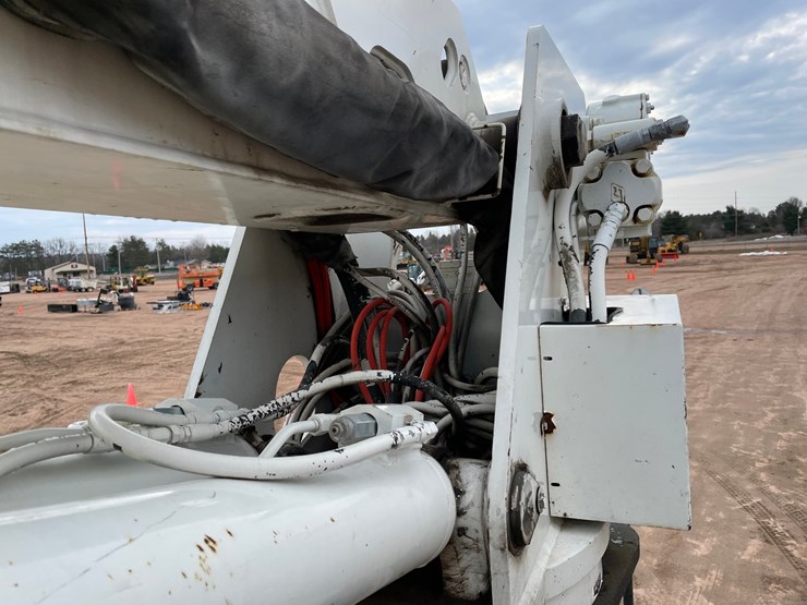 2012-international-durastar-4400-image-29