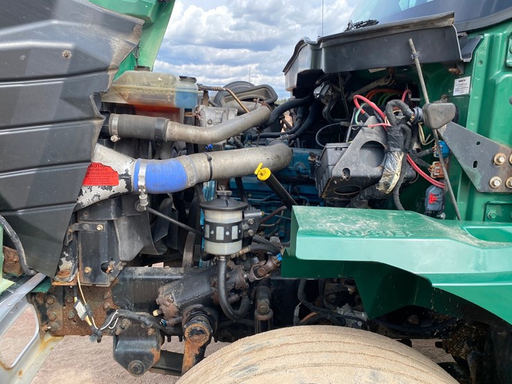 2003-international-7400-image-49