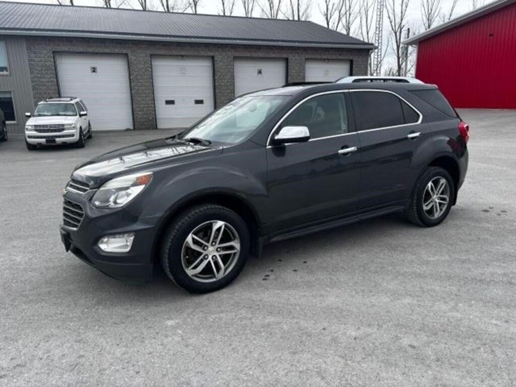 2017-chevrolet-equinox-image-1