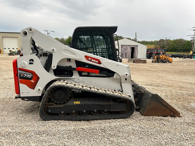 2024-bobcat-t770-image-5
