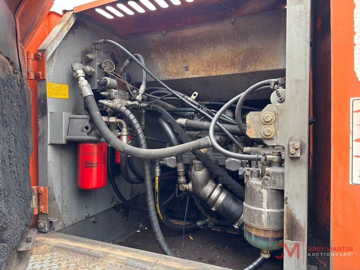 2007-hitachi-zx240-lc-3-image-8