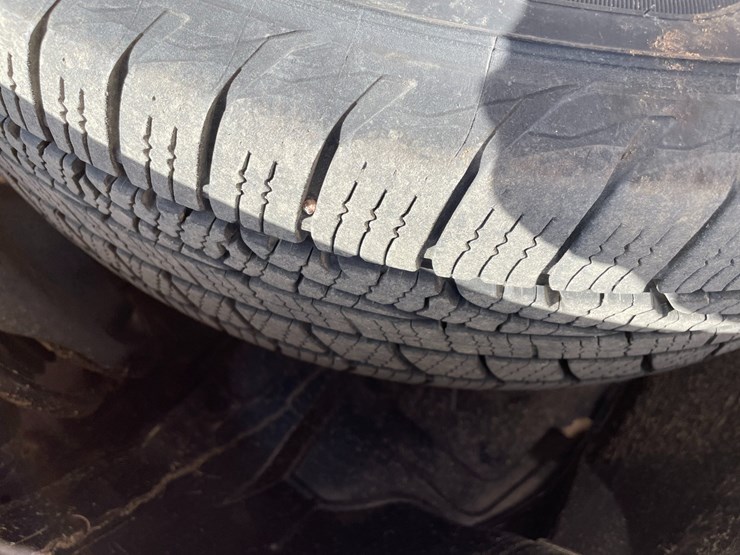 2011-subaru-forester-image-11