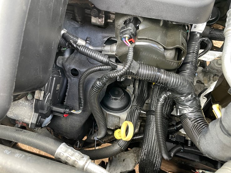 2016-chevrolet-equinox-lt-image-48