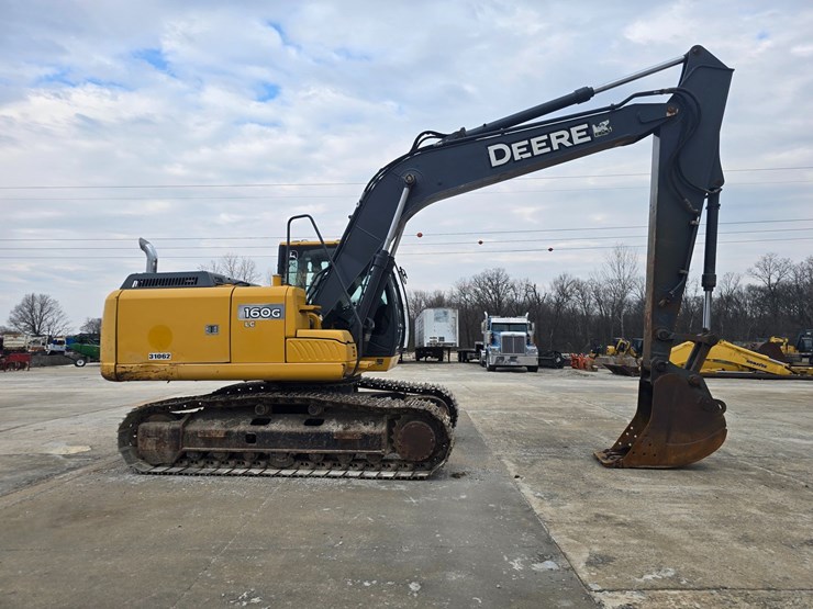 2014-deere-160g-lc-image-13
