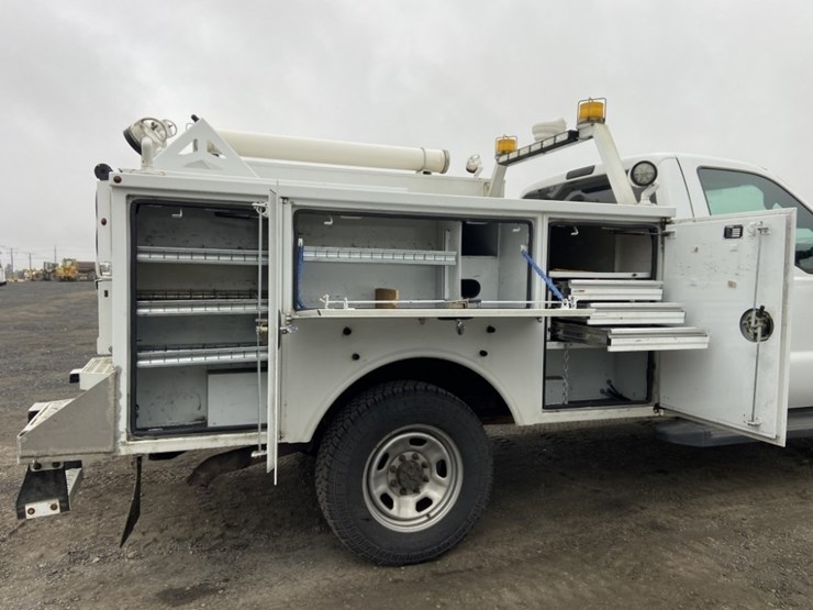 2016-ford-f350-sd-image-26