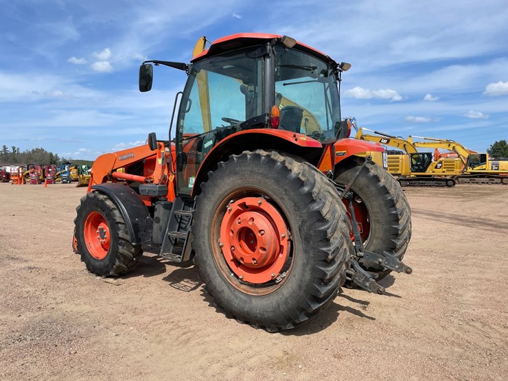 2014-kubota-m135gx-image-3