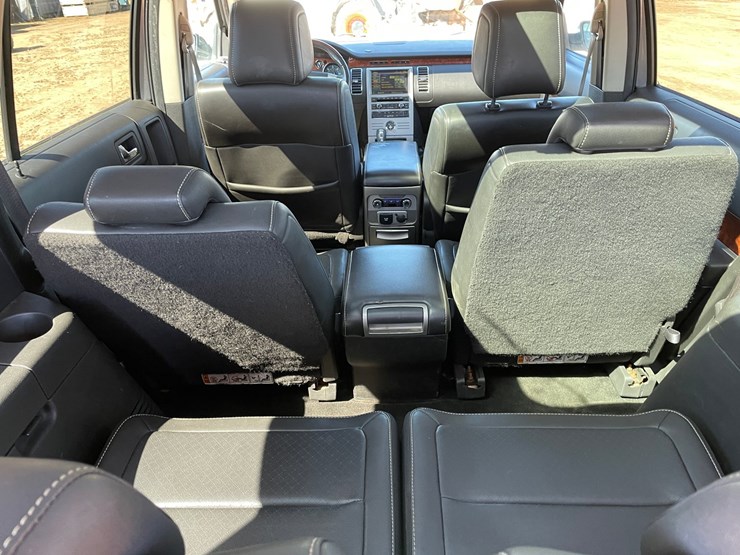 2009-ford-flex-image-27