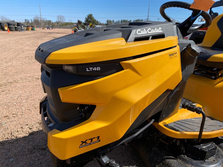 #1119-•-2022-cub-cadet-lt46-riding-lawn-mower-image-11