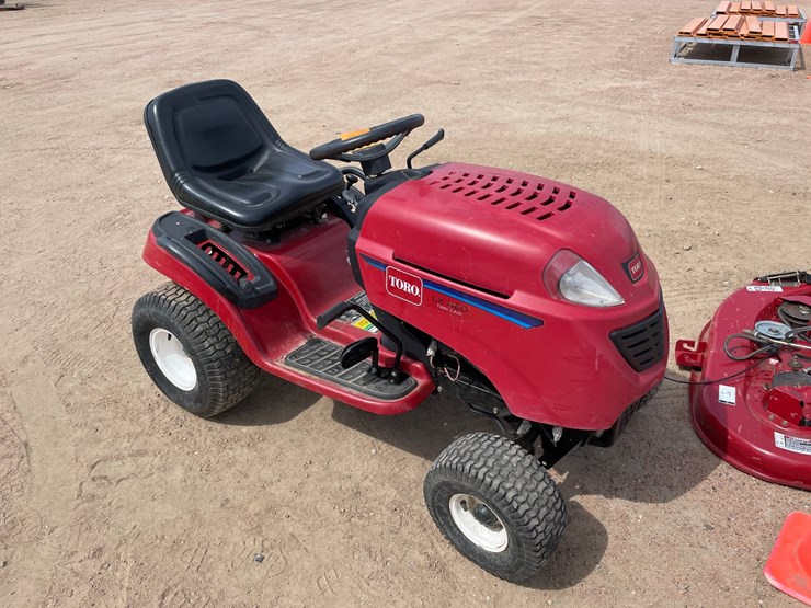 toro-lx420-image-3