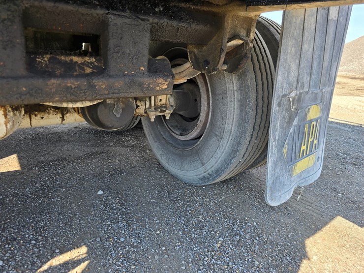 2000-red-river-live-bottom-image-53