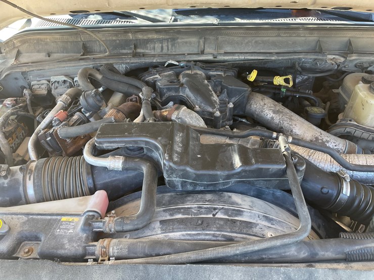 2012-ford-f550-image-35