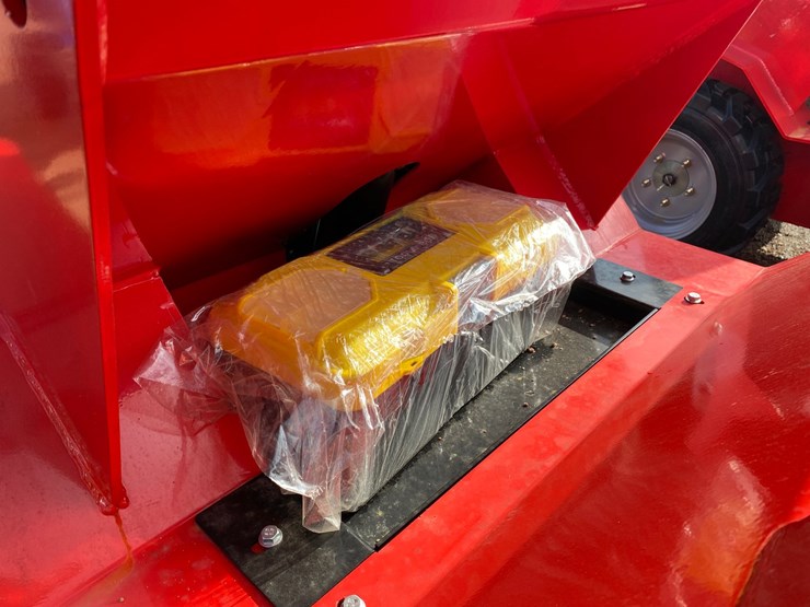 #1157-•-agt-sda-140t-tracked-ride-on-mini-skid-steer-image-7