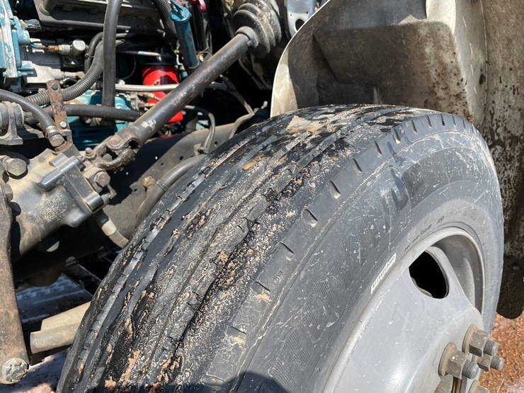 2000-international-4700-image-61