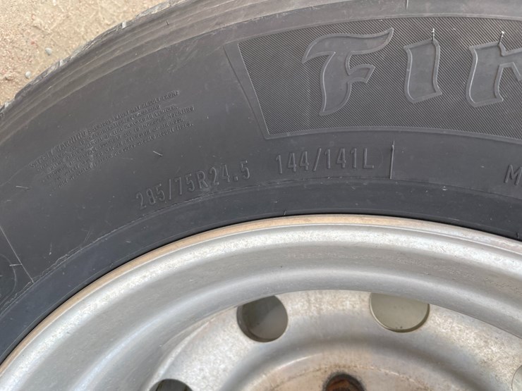 2009-kenworth-w900-image-29