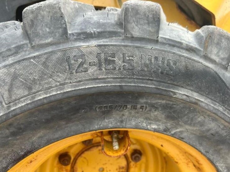 2014-caterpillar-262d-image-62