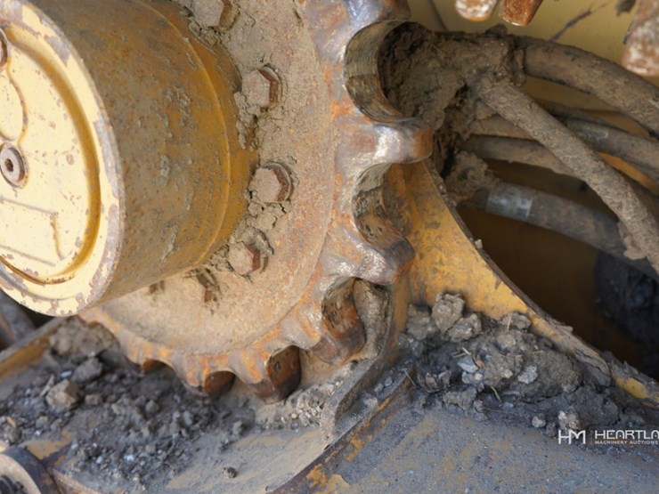 2020-caterpillar-289d3-image-18