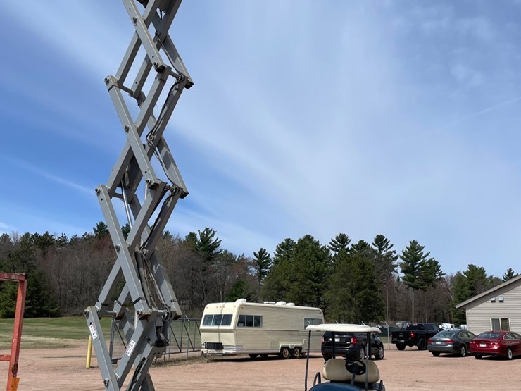 2016-genie-gs1930-image-14