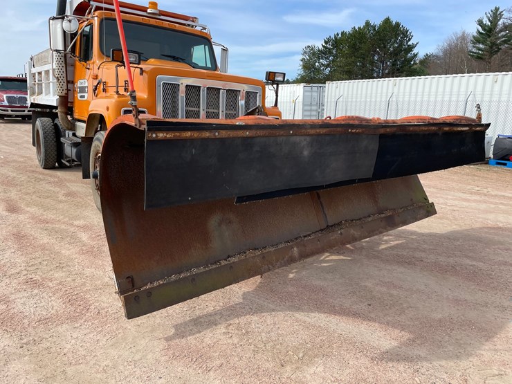 1995-international-2554-image-9