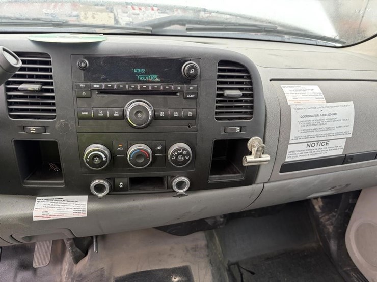 2012-gmc-sierra-2500-image-16