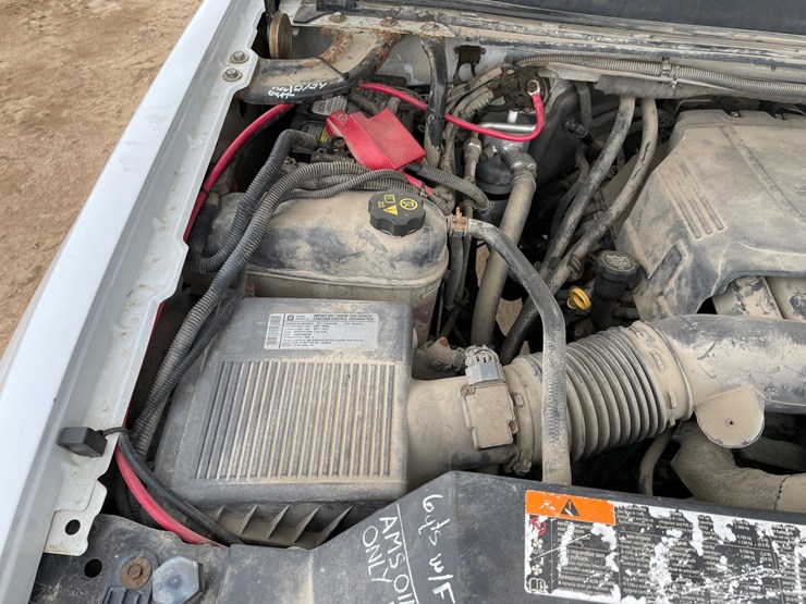 2011-chevrolet-3500-image-54