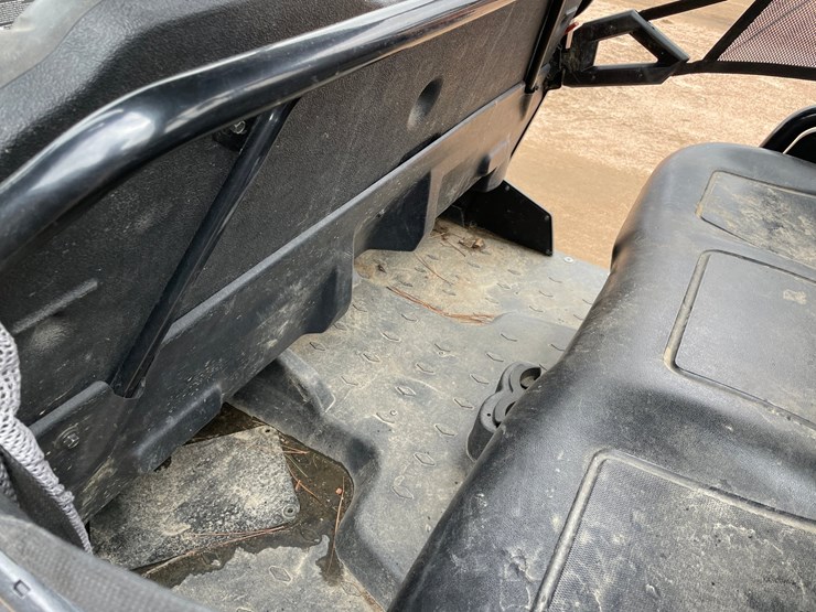 2017-arctic-cat-700-image-25