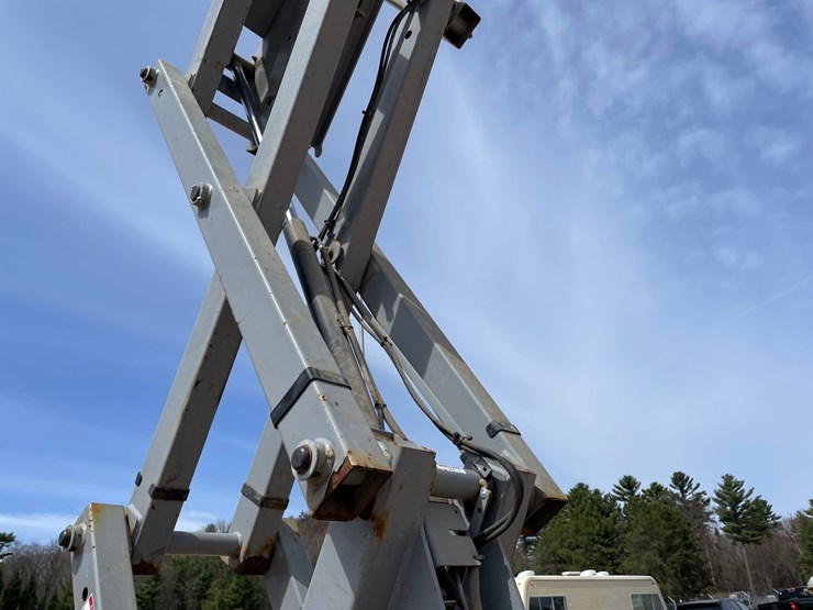 2016-genie-gs1930-image-16