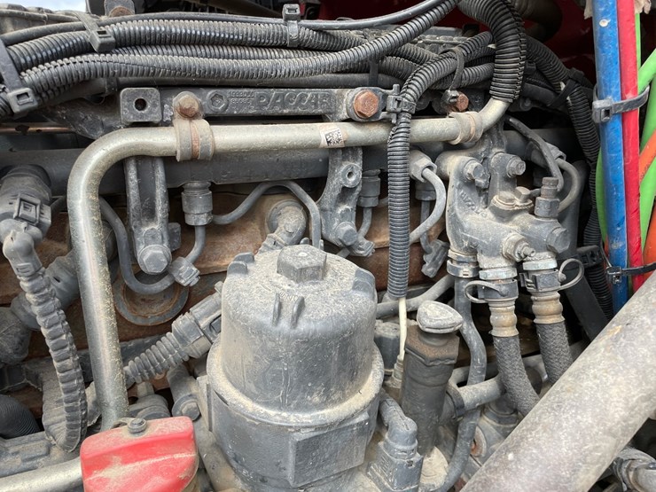 2016-kenworth-t680-image-65