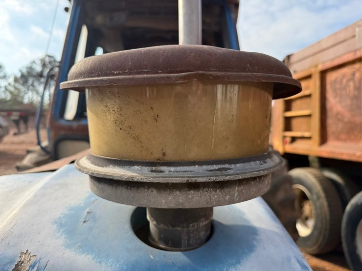 1990-ford-6610-image-39