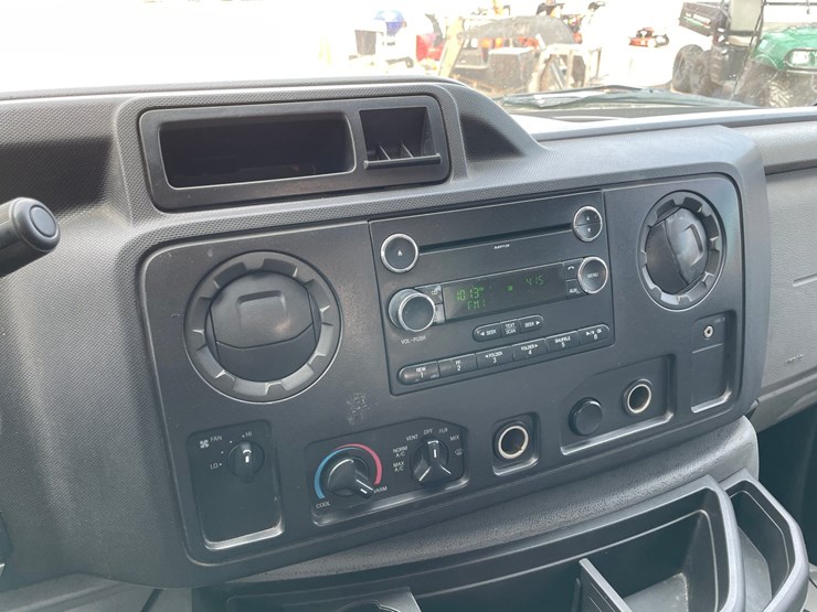 2009-ford-e450-image-55