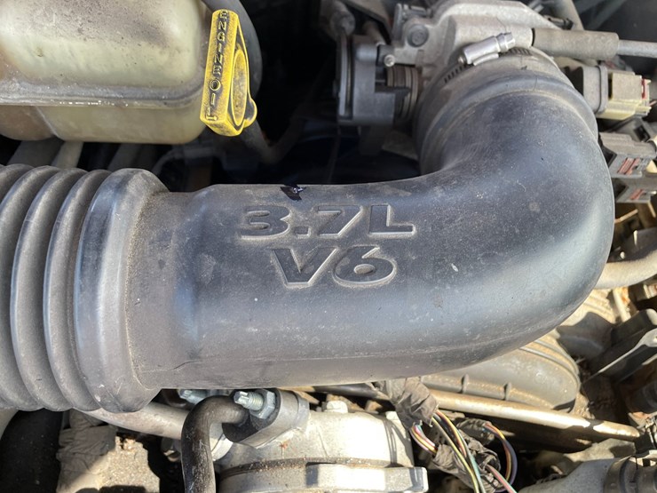 2005-jeep-liberty-image-38