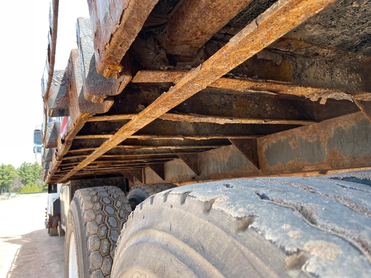 2016-international-durastar-4400-image-35