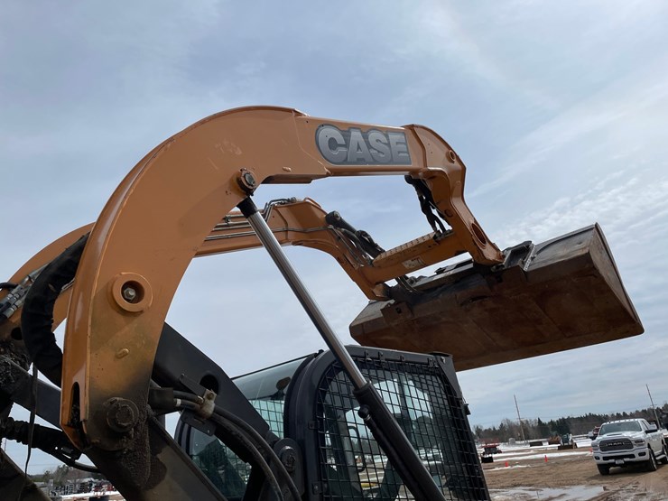 2012-case-tv380-image-46