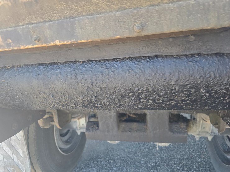 2000-red-river-live-bottom-image-54