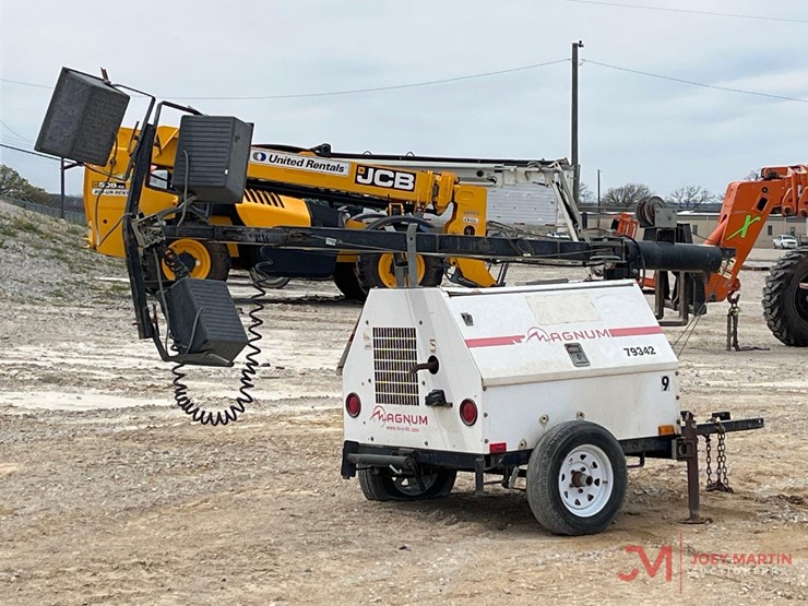 magnum-mlt4060mmh-towable-light-tower-image-2