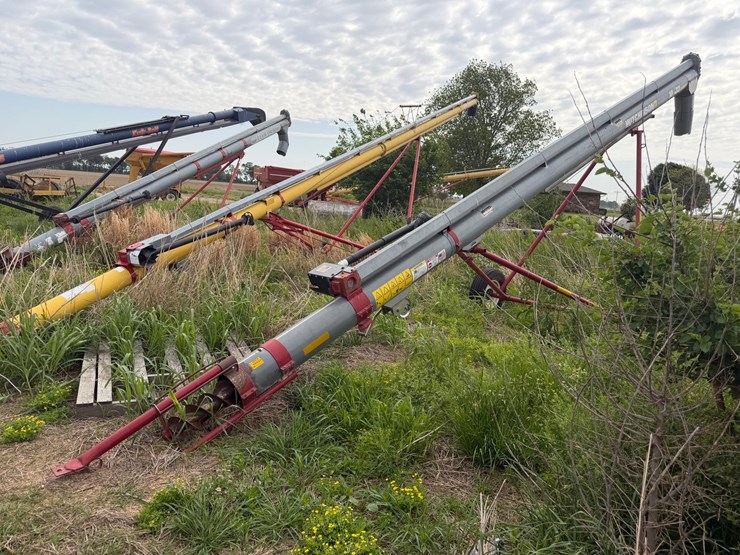 #46916-•-hutchinson-10-32-32'-grain-auger-image-1