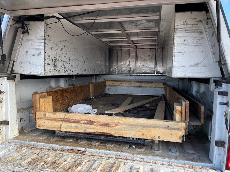 2014-dodge-ram-3500-image-21