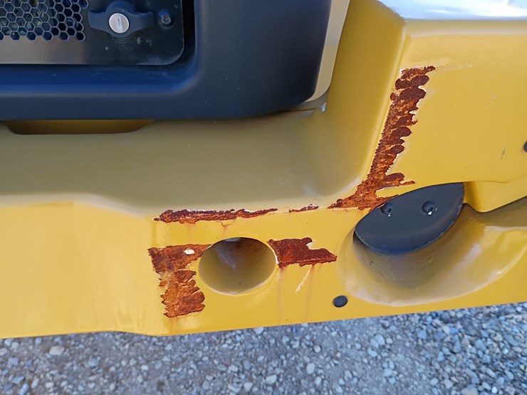 2023-caterpillar-910-image-91