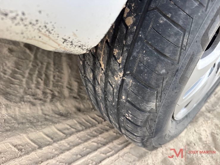 2015-dodge-grand-caravan-image-9