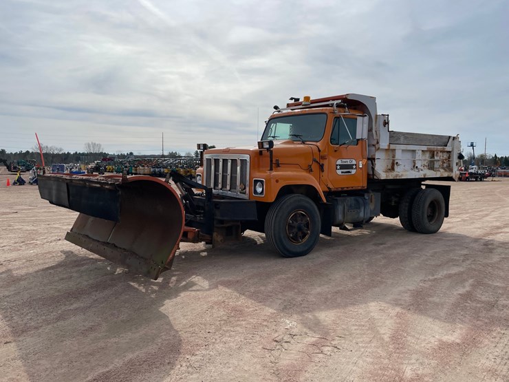 1995-international-2554-image-1