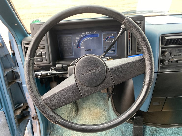 1985-chevrolet-astro-image-32