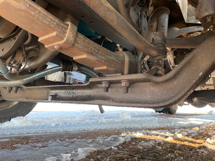 2000-international-4700-image-30