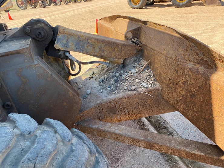 1996-akerman-ew200-image-18